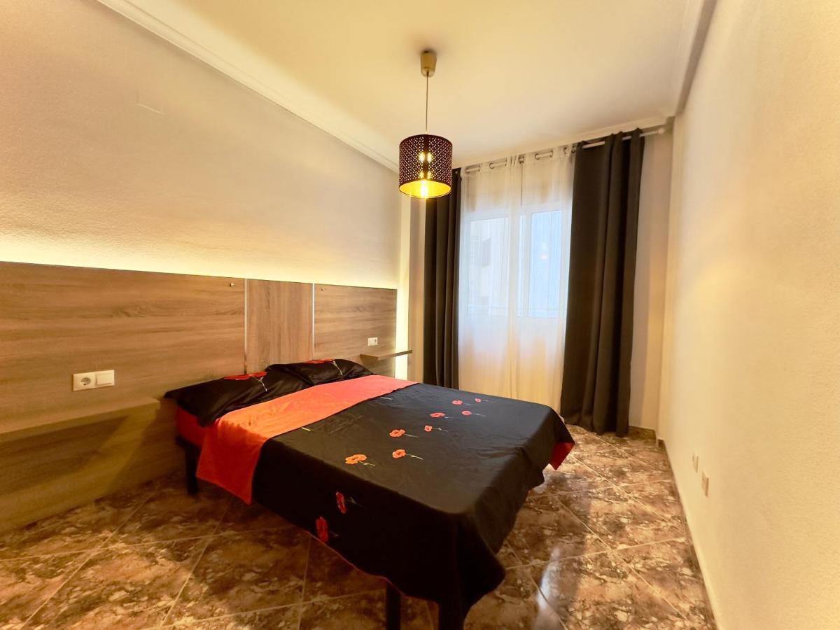 Modern Apartment On Playa Del Cura Torrevieja Exterior photo